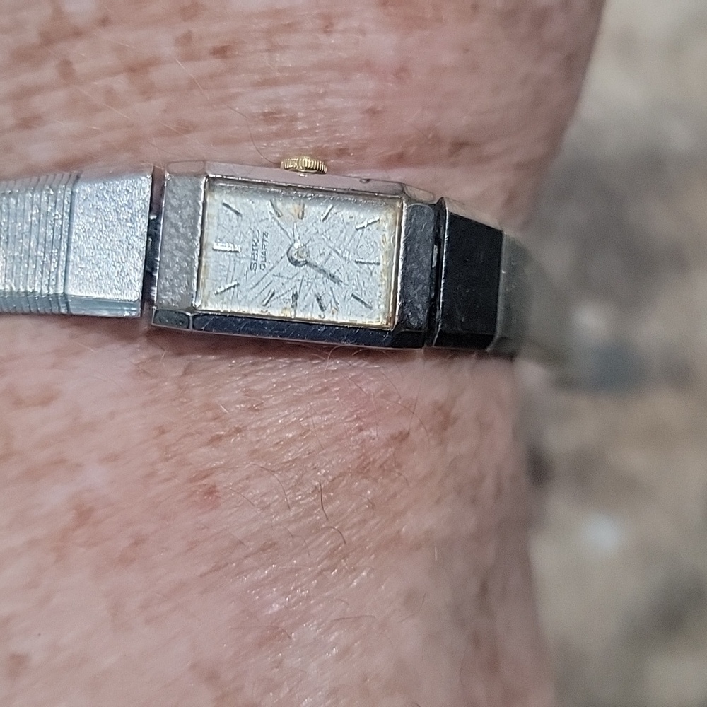 Vtg. Womens Seiko Watch